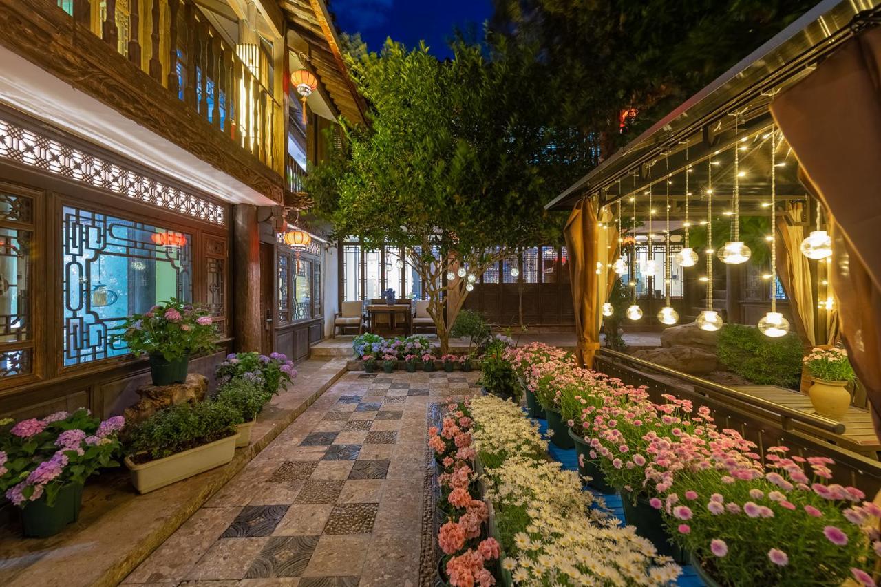 Lijiang Gui Yuan Tian Ju Guesthouse Extérieur photo