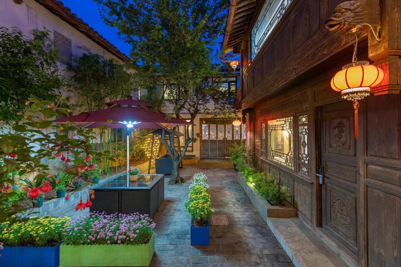 Lijiang Gui Yuan Tian Ju Guesthouse Extérieur photo