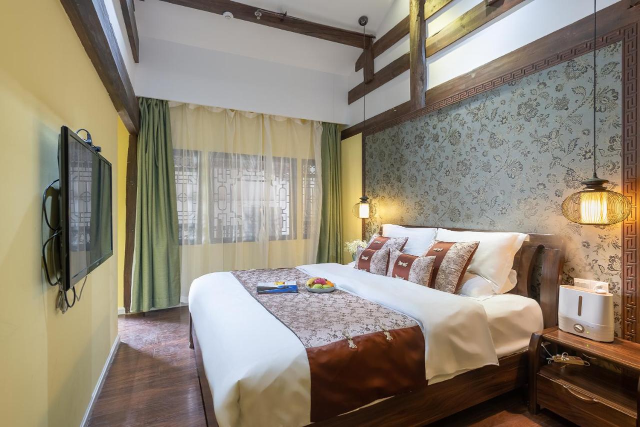 Lijiang Gui Yuan Tian Ju Guesthouse Extérieur photo