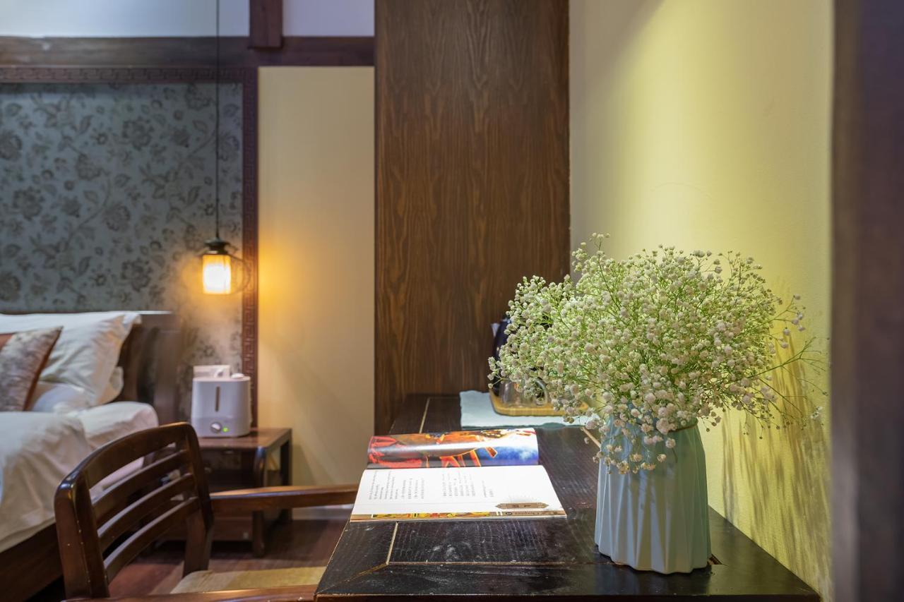 Lijiang Gui Yuan Tian Ju Guesthouse Extérieur photo