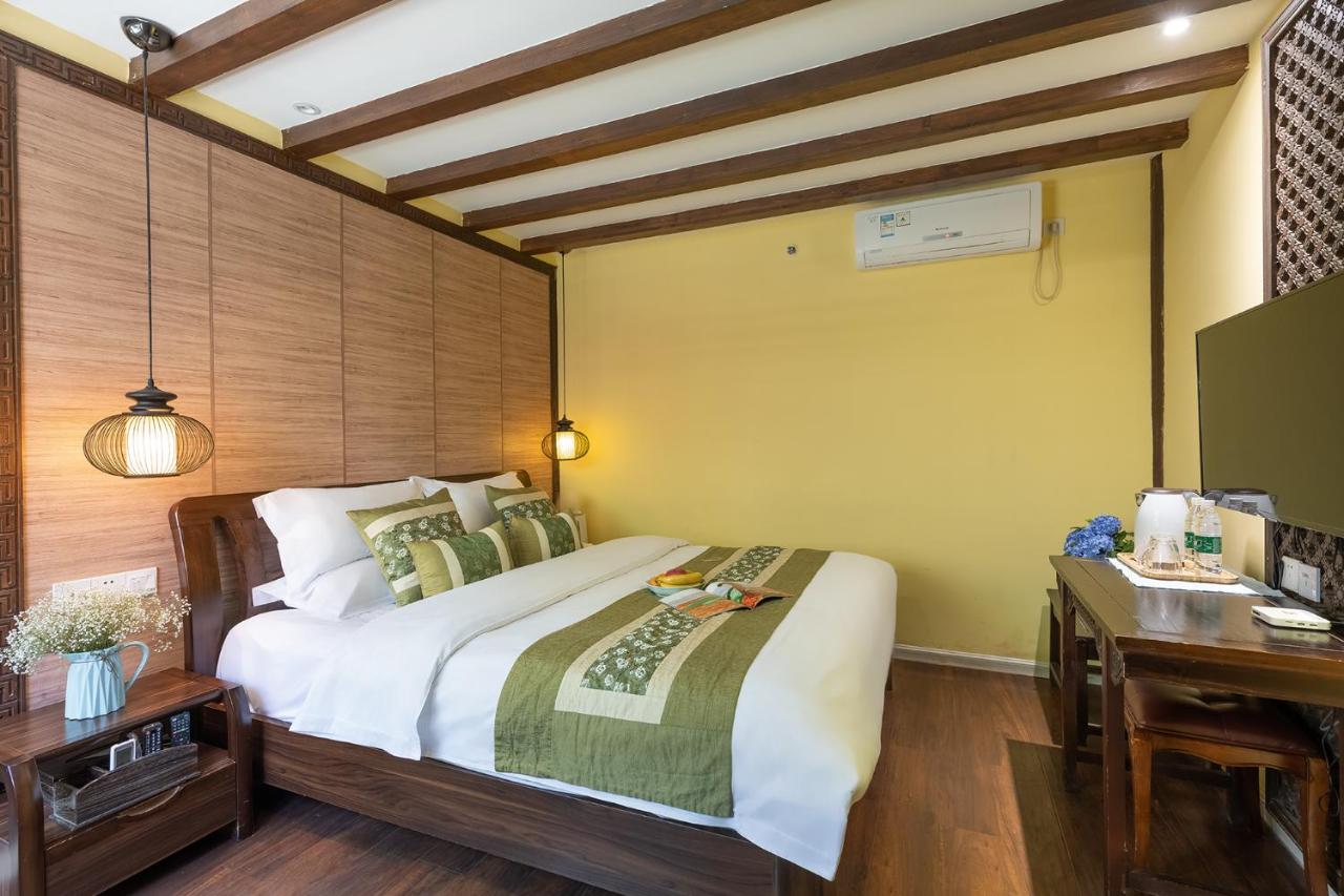 Lijiang Gui Yuan Tian Ju Guesthouse Extérieur photo