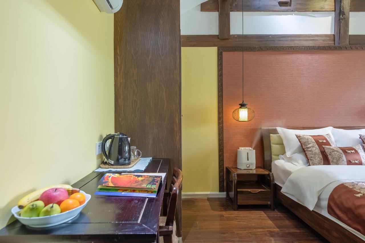 Lijiang Gui Yuan Tian Ju Guesthouse Extérieur photo