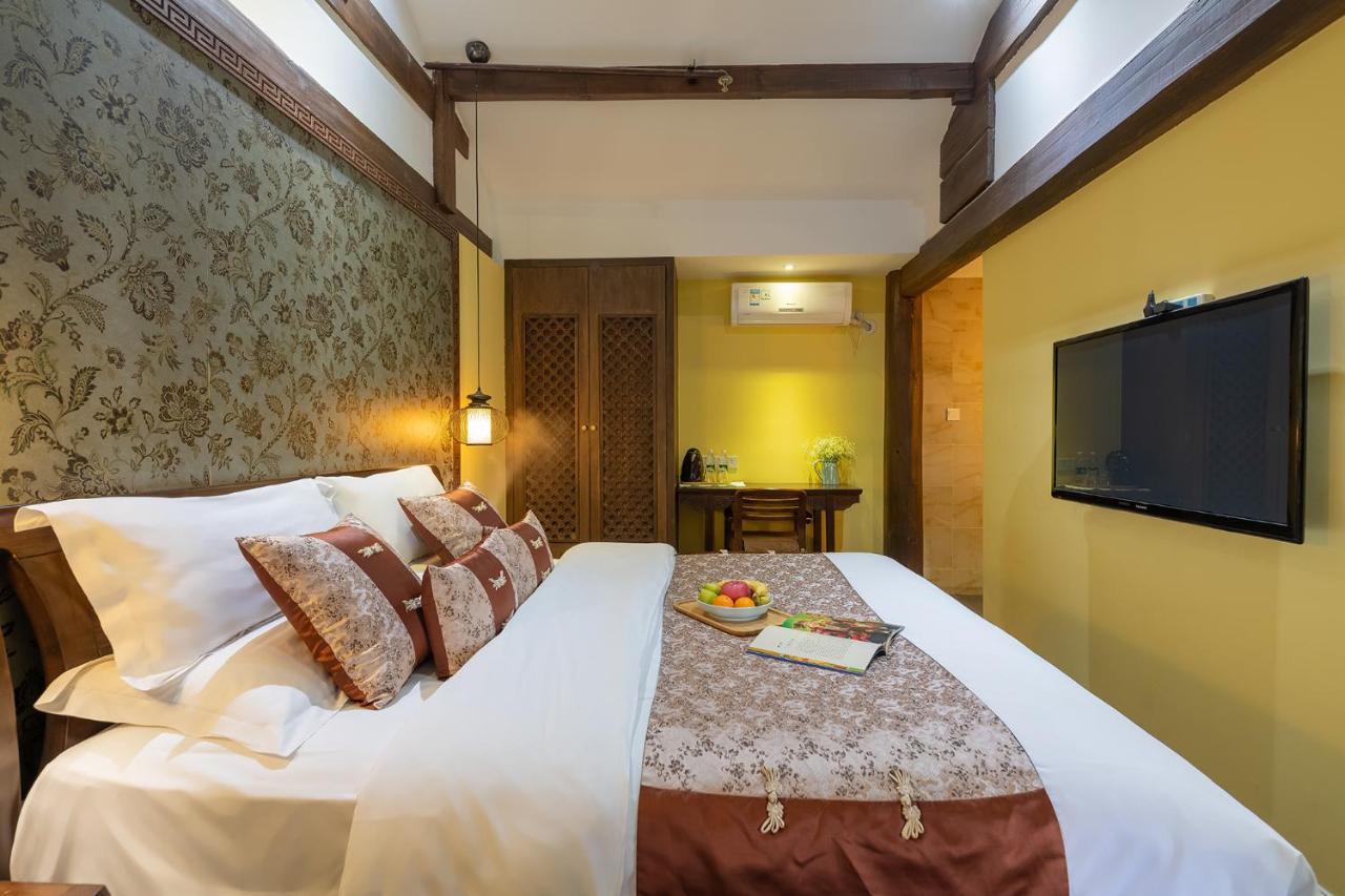Lijiang Gui Yuan Tian Ju Guesthouse Extérieur photo
